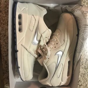 Nike exclusive by Alexandra